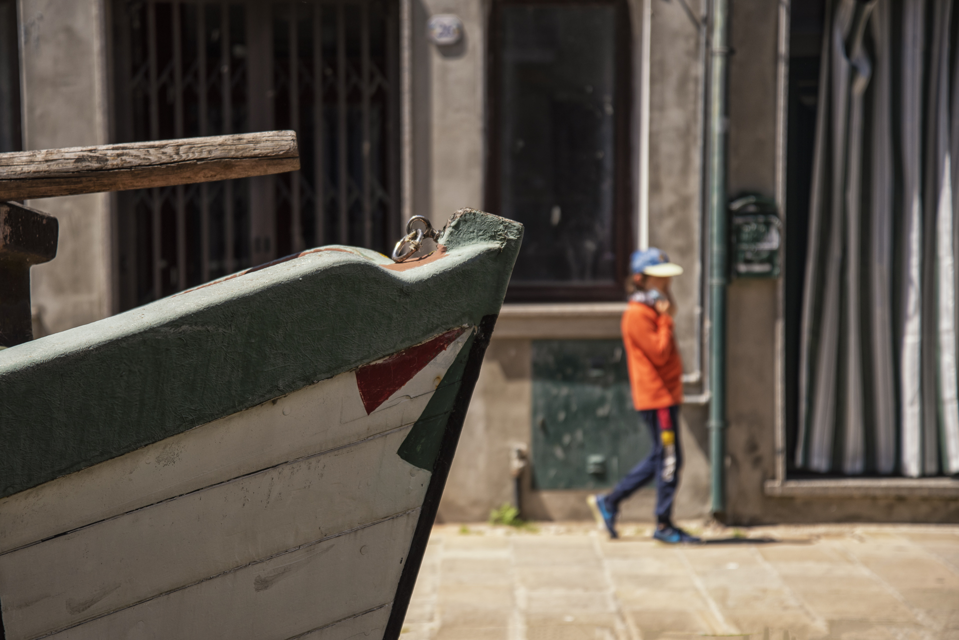 Red boy in Comacchio